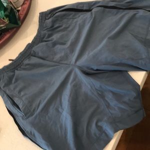 Men’s Pace Breaker shorts size M